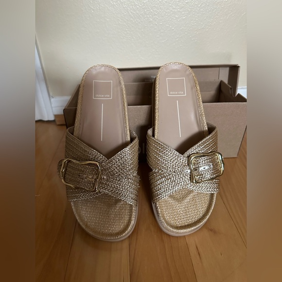 Dolce Vita Shoes - Dolce Vita “Sydnee “ slide on woven raffia sandal with gold buckle. Size 7 1/2